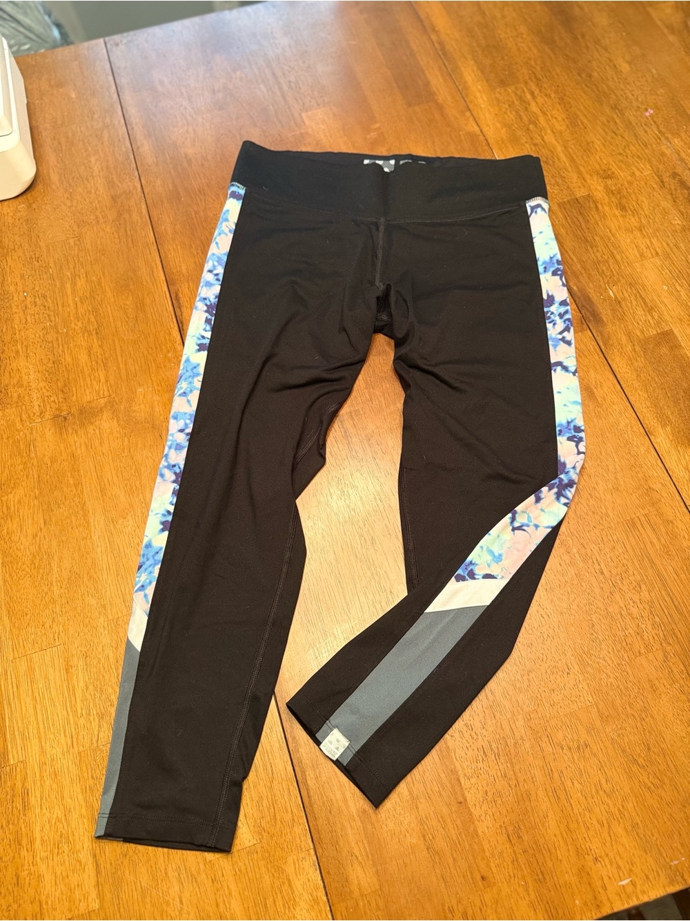 PINK size Large capri leggings